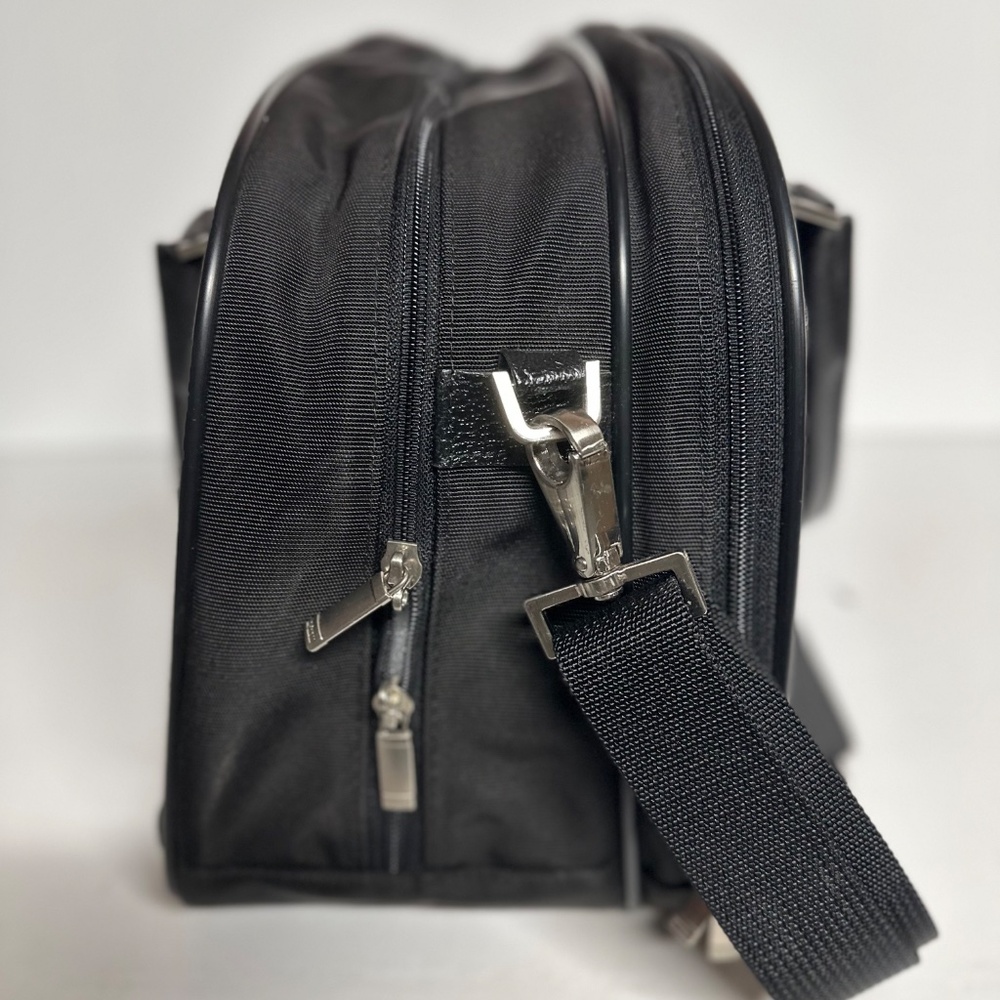 Hartmann Expandable Briefcase (100% authentic) - Picture 7 of 13